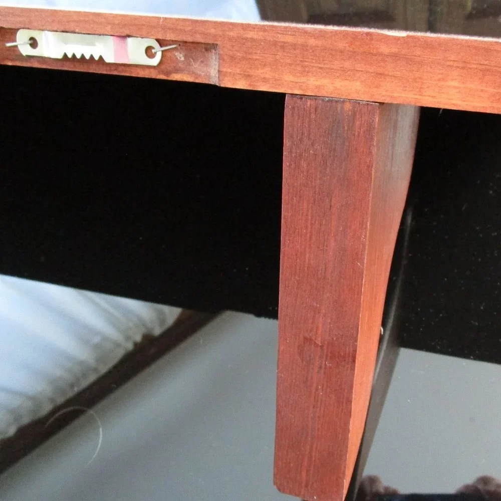 Vintage Home Interiors shelf, 31.25 x 7 x 6.5